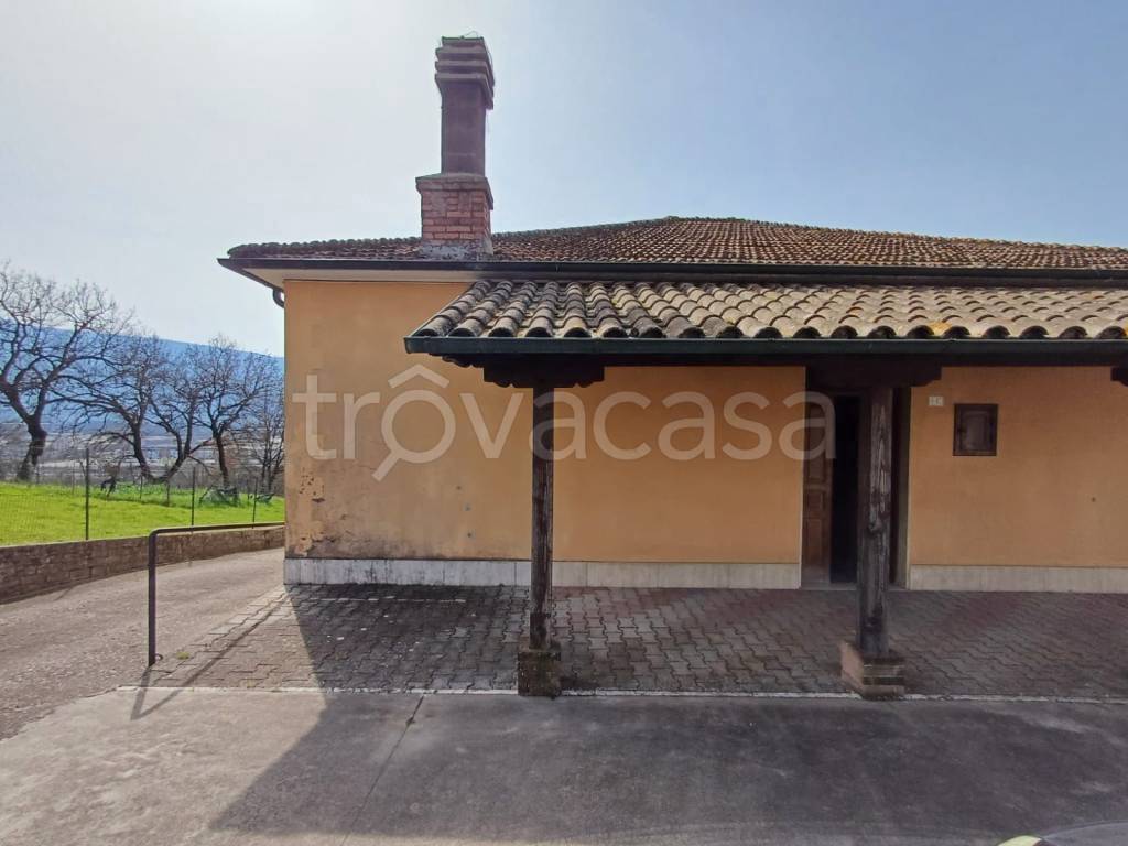 appartamento in vendita ad Anagni in zona Osteria della Fontana