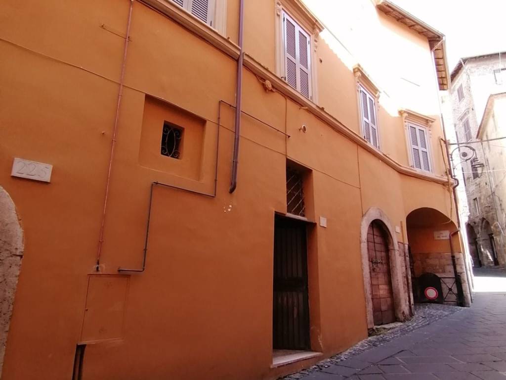 ufficio in vendita ad Anagni