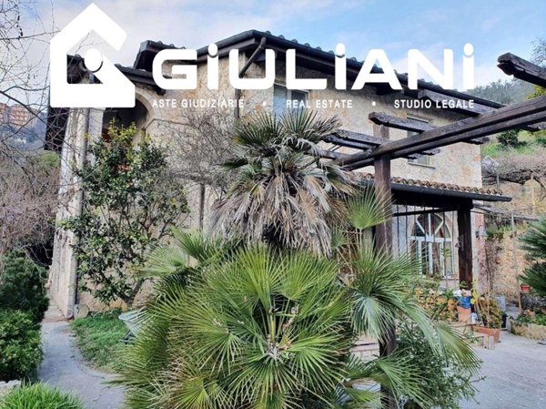 casa indipendente in vendita ad Anagni