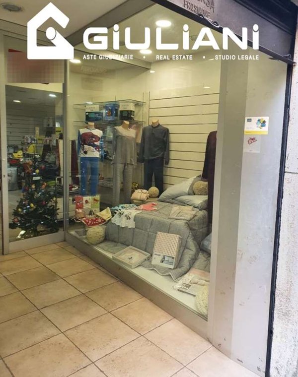 negozio in vendita ad Anagni