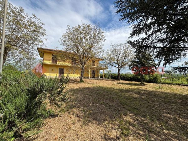 casa indipendente in vendita ad Anagni