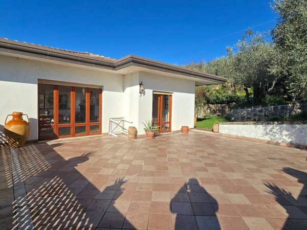 casa indipendente in vendita ad Anagni