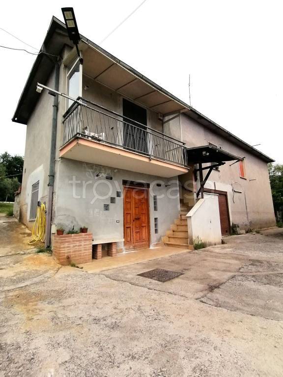 casa indipendente in vendita ad Anagni