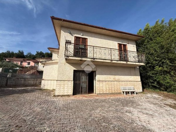 casa indipendente in vendita ad Anagni in zona San Filippo