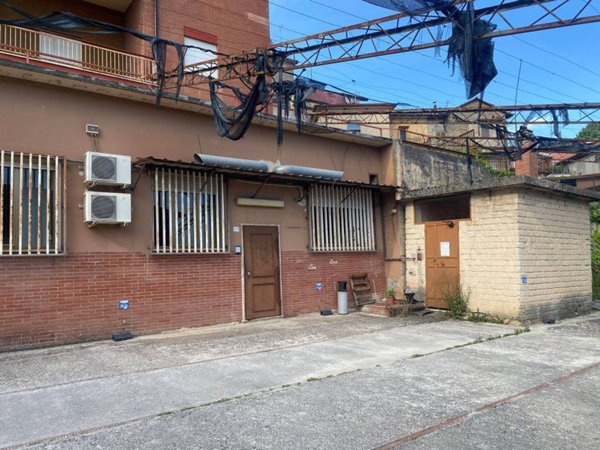 locale commerciale in vendita ad Anagni in zona Madonna delle Grazie Iacp