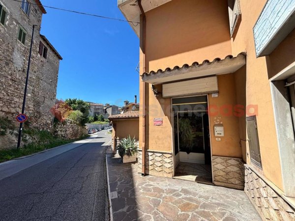 appartamento in vendita ad Anagni in zona Madonna delle Grazie Iacp