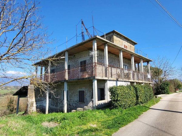 casa indipendente in vendita ad Anagni in zona San Filippo