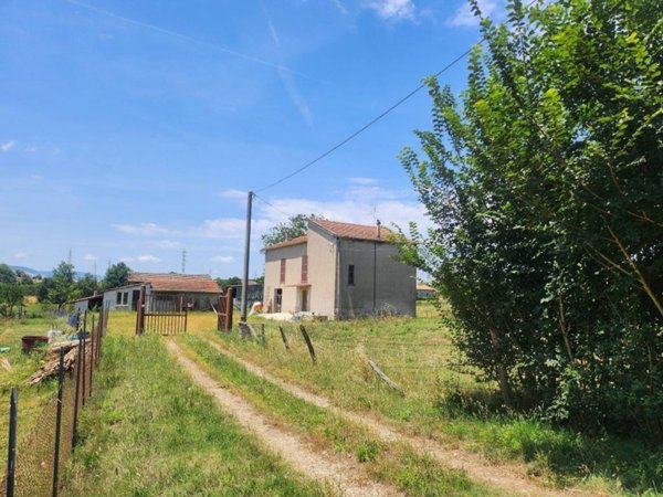 casa indipendente in vendita ad Anagni in zona Osteria della Fontana