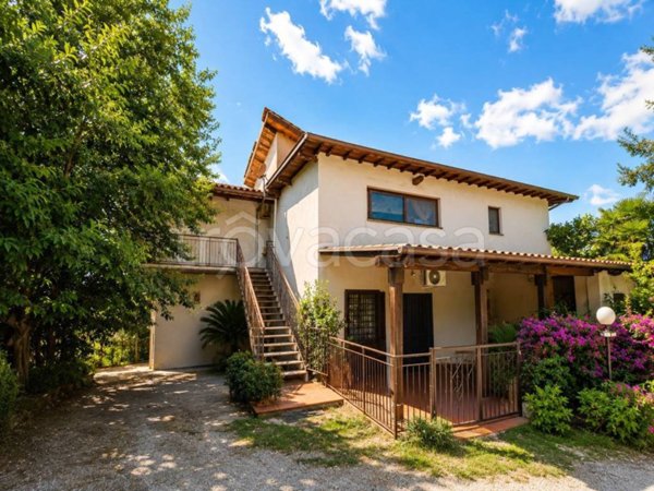 casa indipendente in vendita ad Anagni