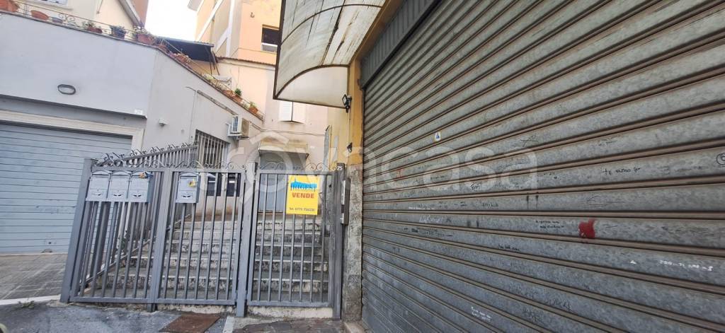 negozio in vendita ad Anagni