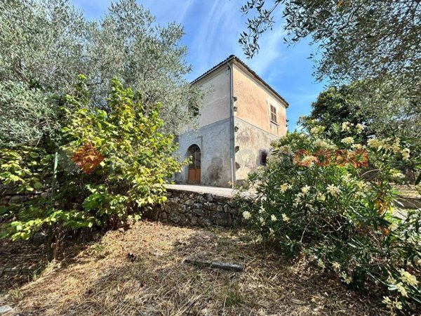 casa indipendente in vendita ad Anagni