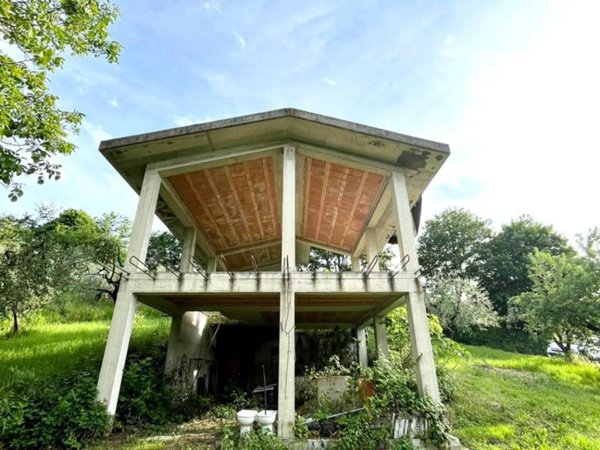 casa indipendente in vendita ad Anagni