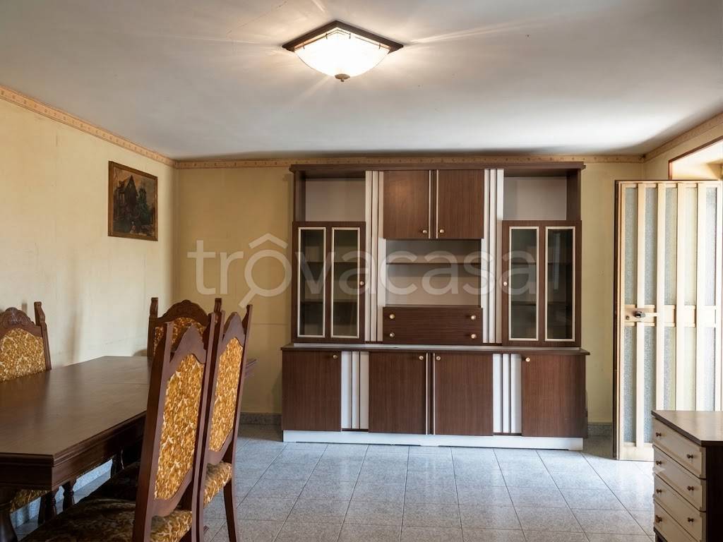 casa indipendente in vendita ad Anagni in zona Castellone