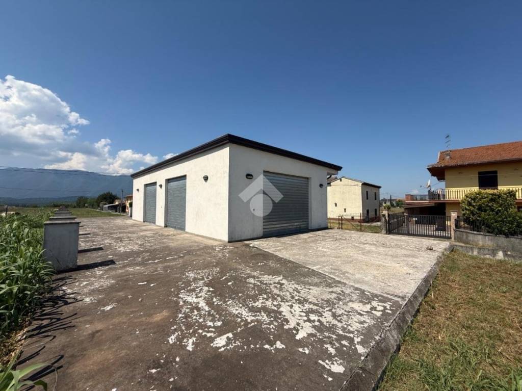 casa indipendente in vendita ad Anagni