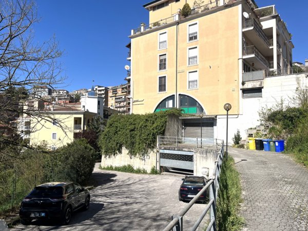 box auto in vendita ad Anagni