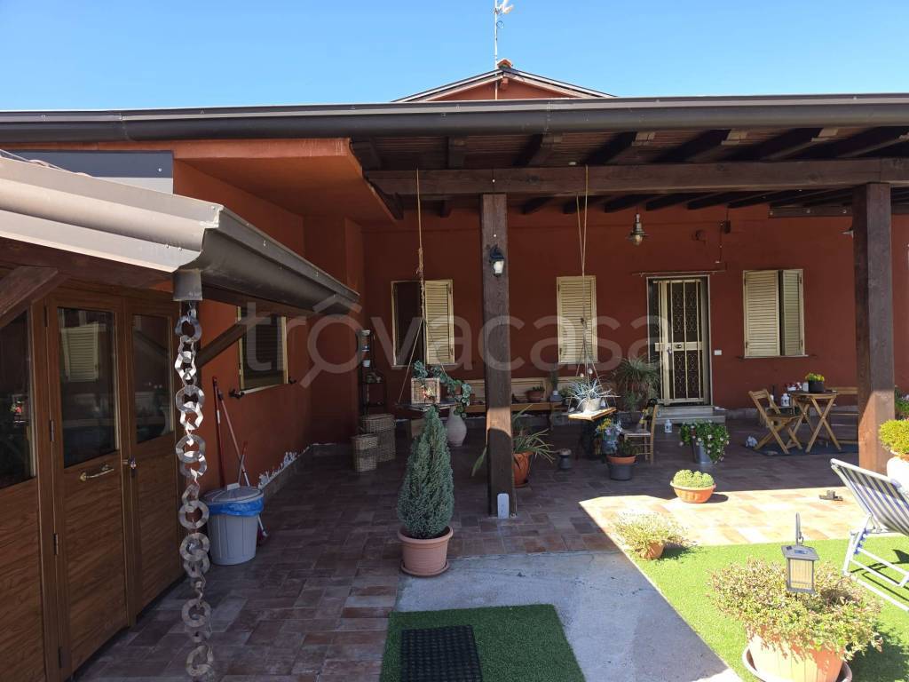 casa indipendente in vendita ad Anagni