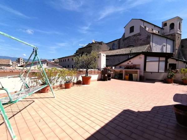 appartamento in vendita ad Anagni in zona Osteria della Fontana