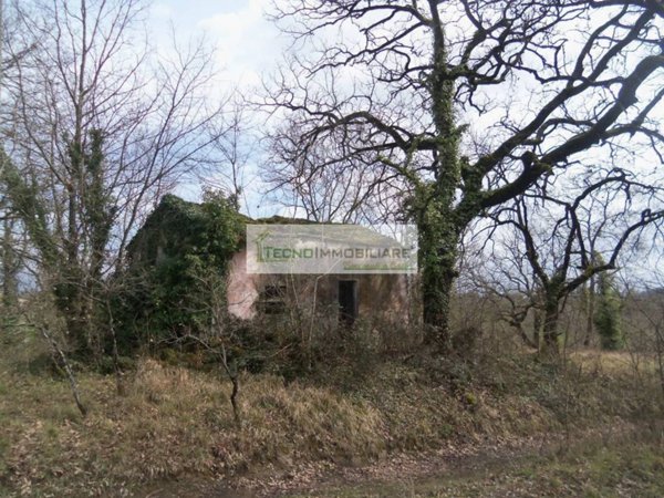 casa indipendente in vendita ad Aquino