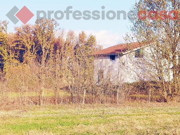 terreno agricolo in vendita ad Aquino