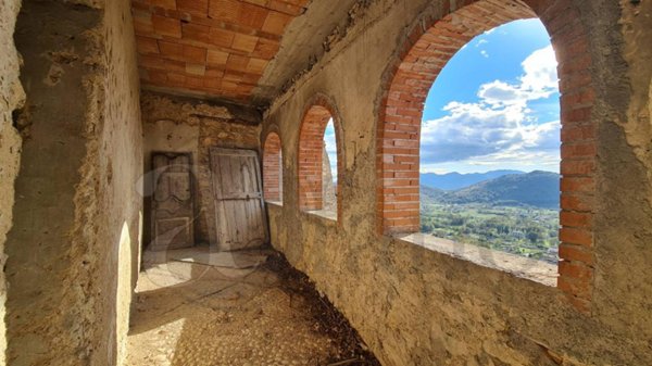 casa indipendente in vendita ad Arce