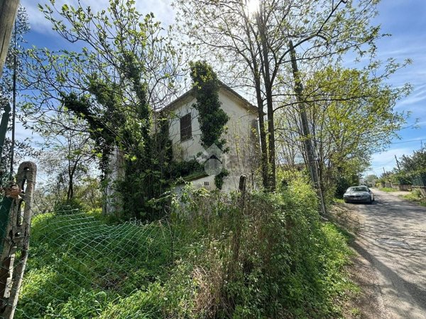 casa indipendente in vendita ad Arce