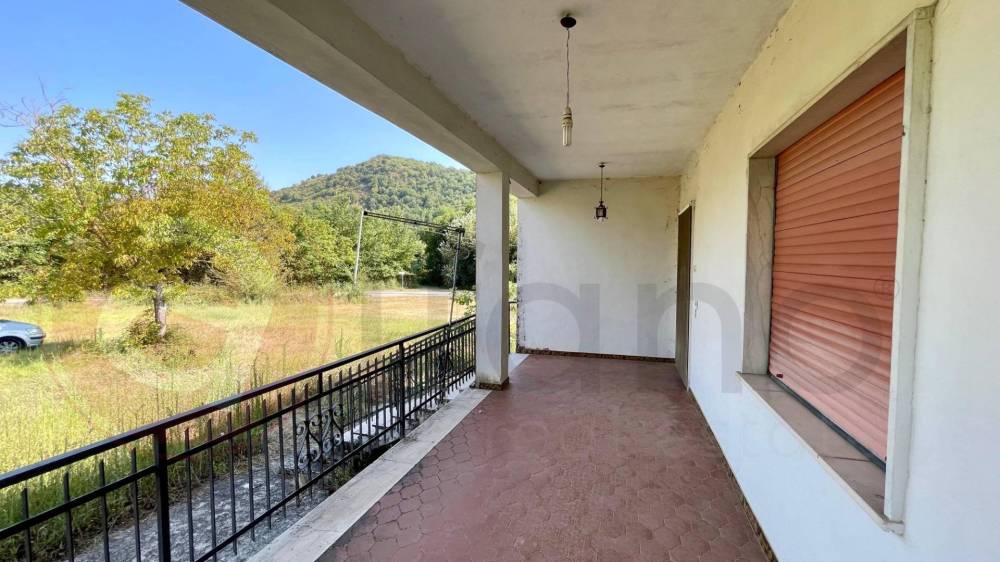 casa indipendente in vendita ad Arce