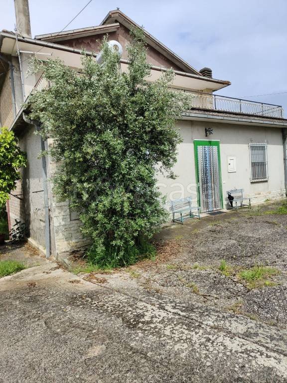 casa indipendente in vendita ad Arce