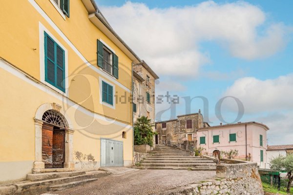 appartamento in vendita ad Arce