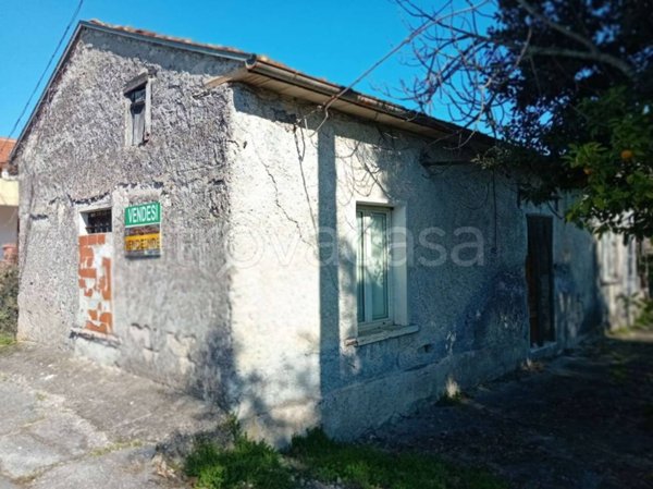 casa indipendente in vendita ad Arce
