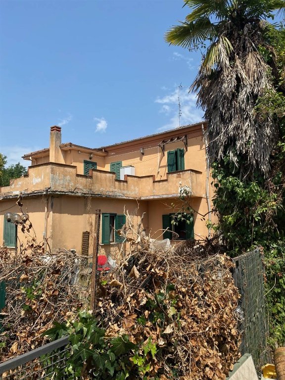 casa indipendente in vendita ad Arce in zona Isoletta