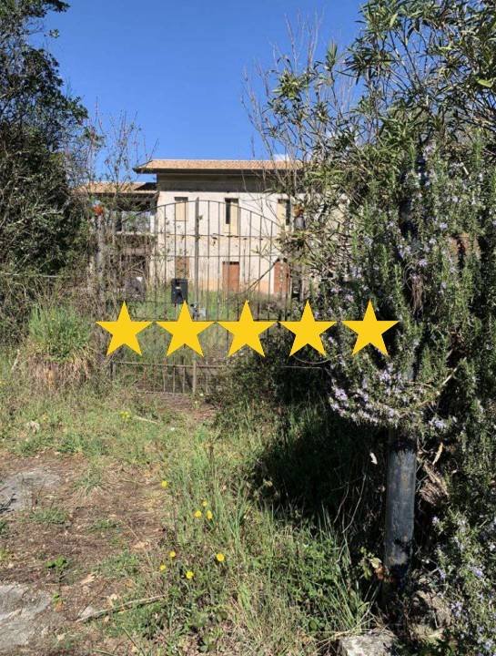 casa indipendente in vendita ad Arce in zona Campostefano