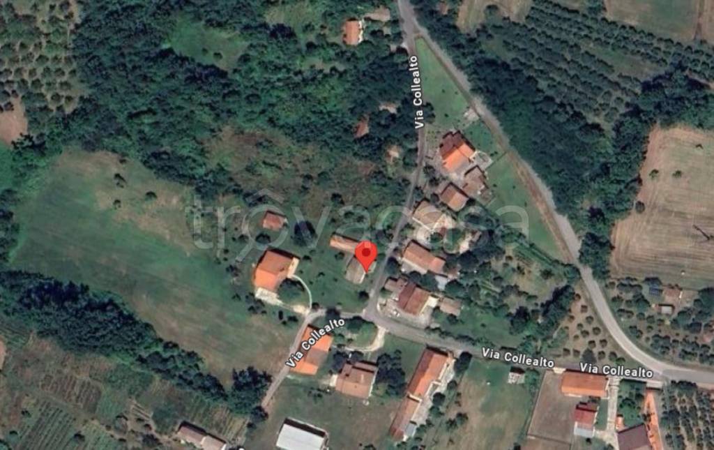 casa indipendente in vendita ad Arce in zona Collenoci