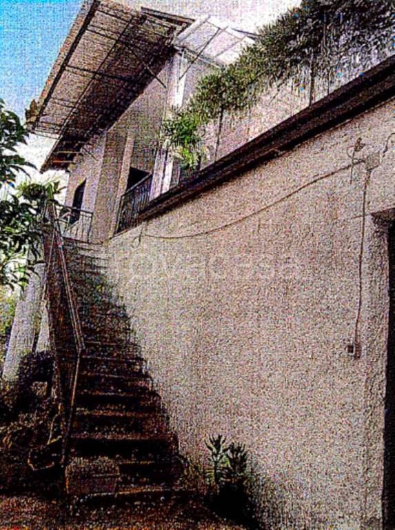 appartamento in vendita ad Arce in zona Collealto