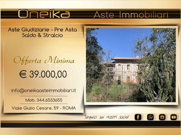 casa indipendente in vendita ad Arce in zona Campostefano