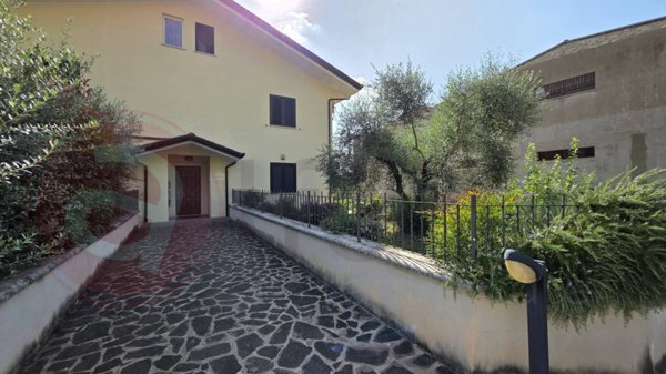 appartamento in vendita ad Arce