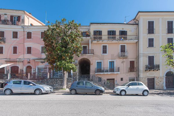 attico in vendita ad Arce in zona Portone