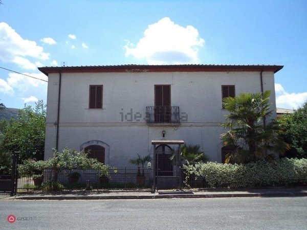 casa indipendente in vendita ad Arce