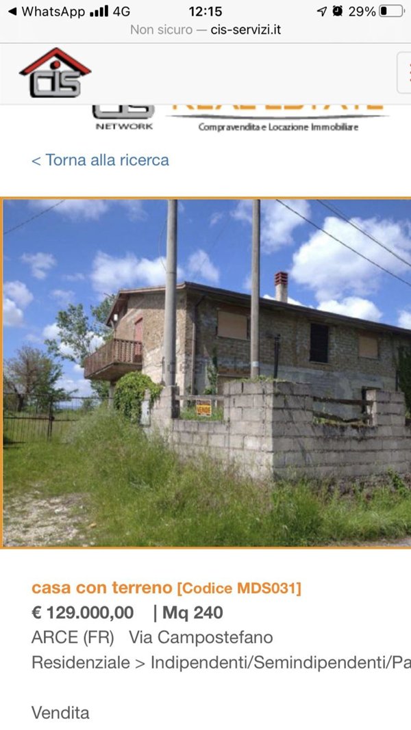 casa indipendente in vendita ad Arce in zona Portone