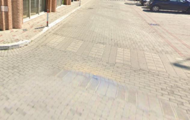 negozio in vendita ad Arce