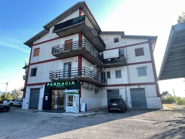 appartamento in vendita ad Arce in zona Isoletta