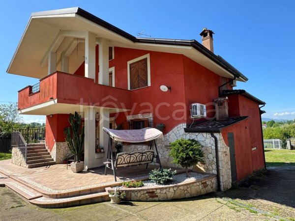 appartamento in vendita ad Arce in zona Portone