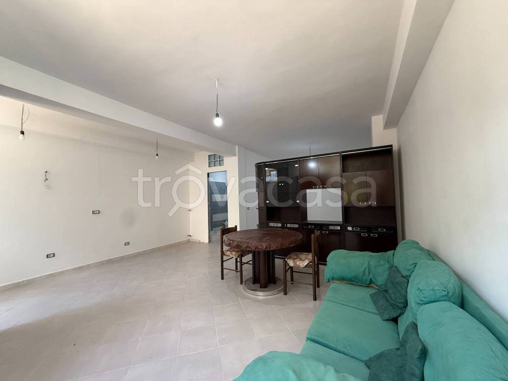 appartamento in vendita ad Arce in zona Portone