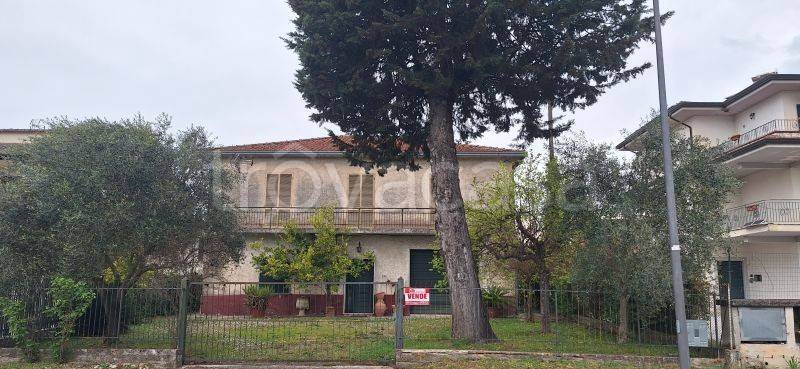 casa indipendente in vendita ad Arce