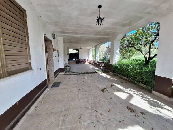 casa indipendente in vendita ad Arce