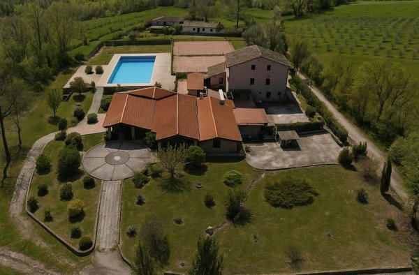 mansarda in vendita ad Arce in zona Collealto