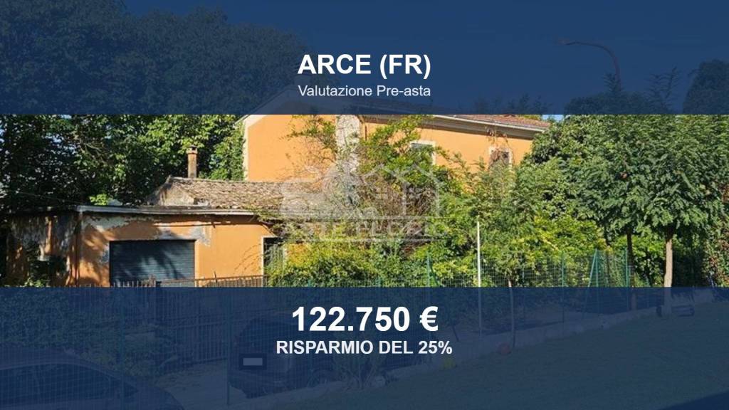 casa indipendente in vendita ad Arce in zona Isoletta