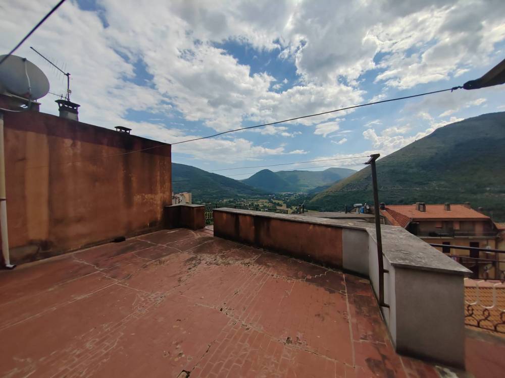 appartamento in vendita ad Arnara