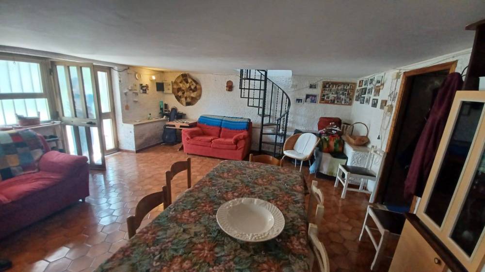 casa indipendente in vendita ad Arnara