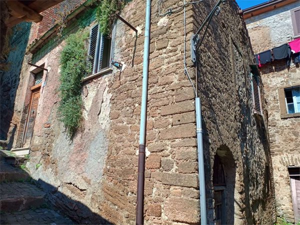 casa indipendente in vendita ad Arnara