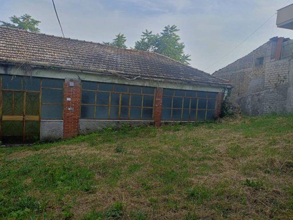casa indipendente in vendita ad Arnara
